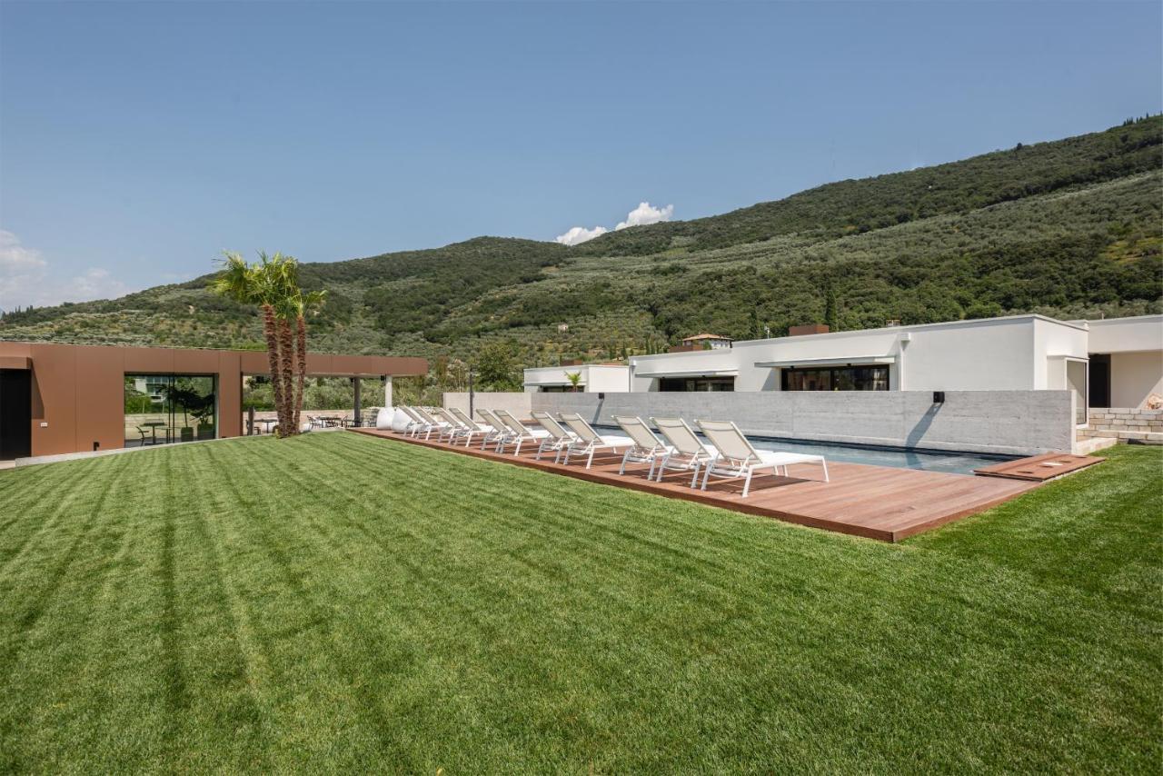 Bed and Breakfast Oleeva Garda Living - Adults Only Рива-дель-Гарда Экстерьер фото