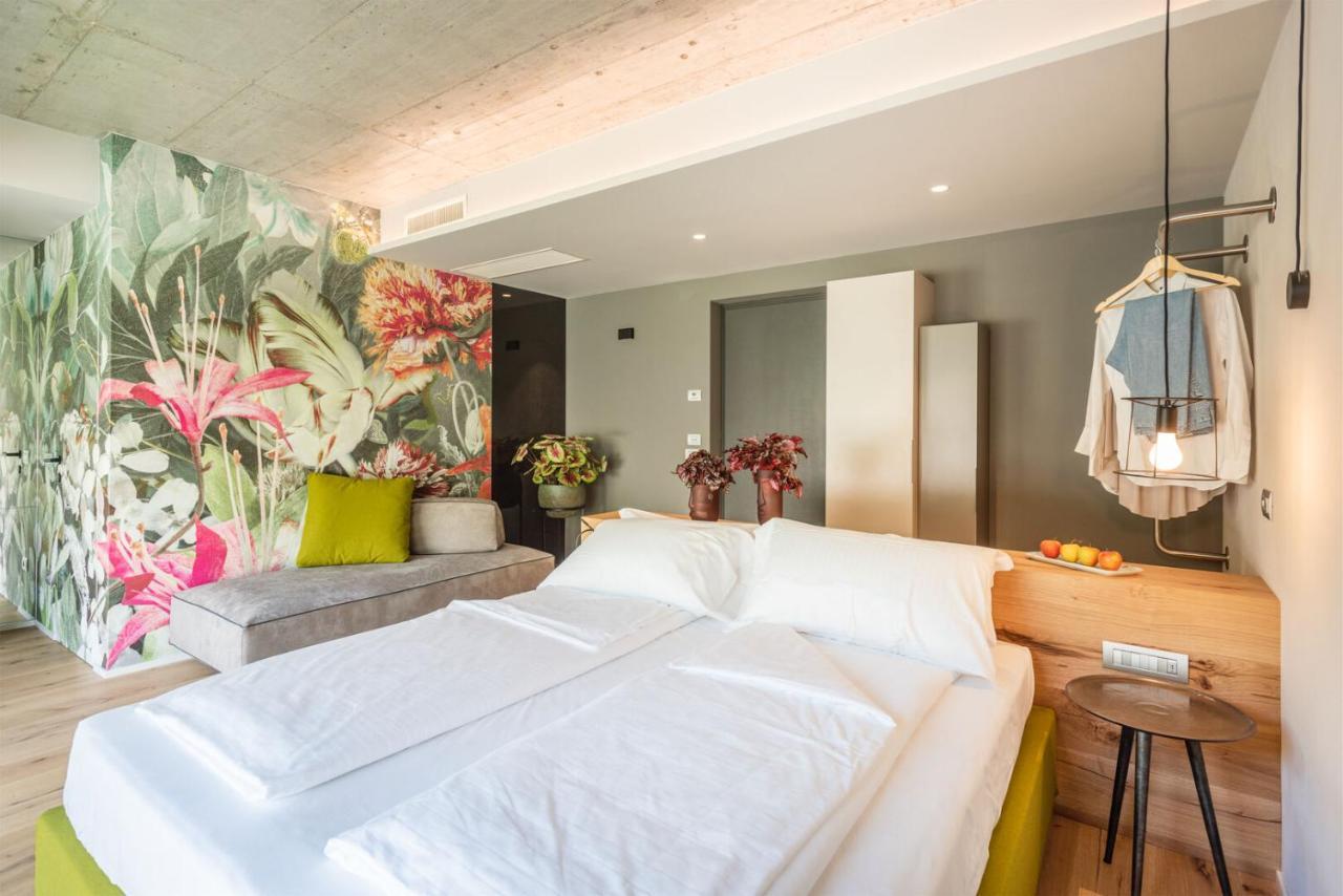 Bed and Breakfast Oleeva Garda Living - Adults Only Рива-дель-Гарда Экстерьер фото