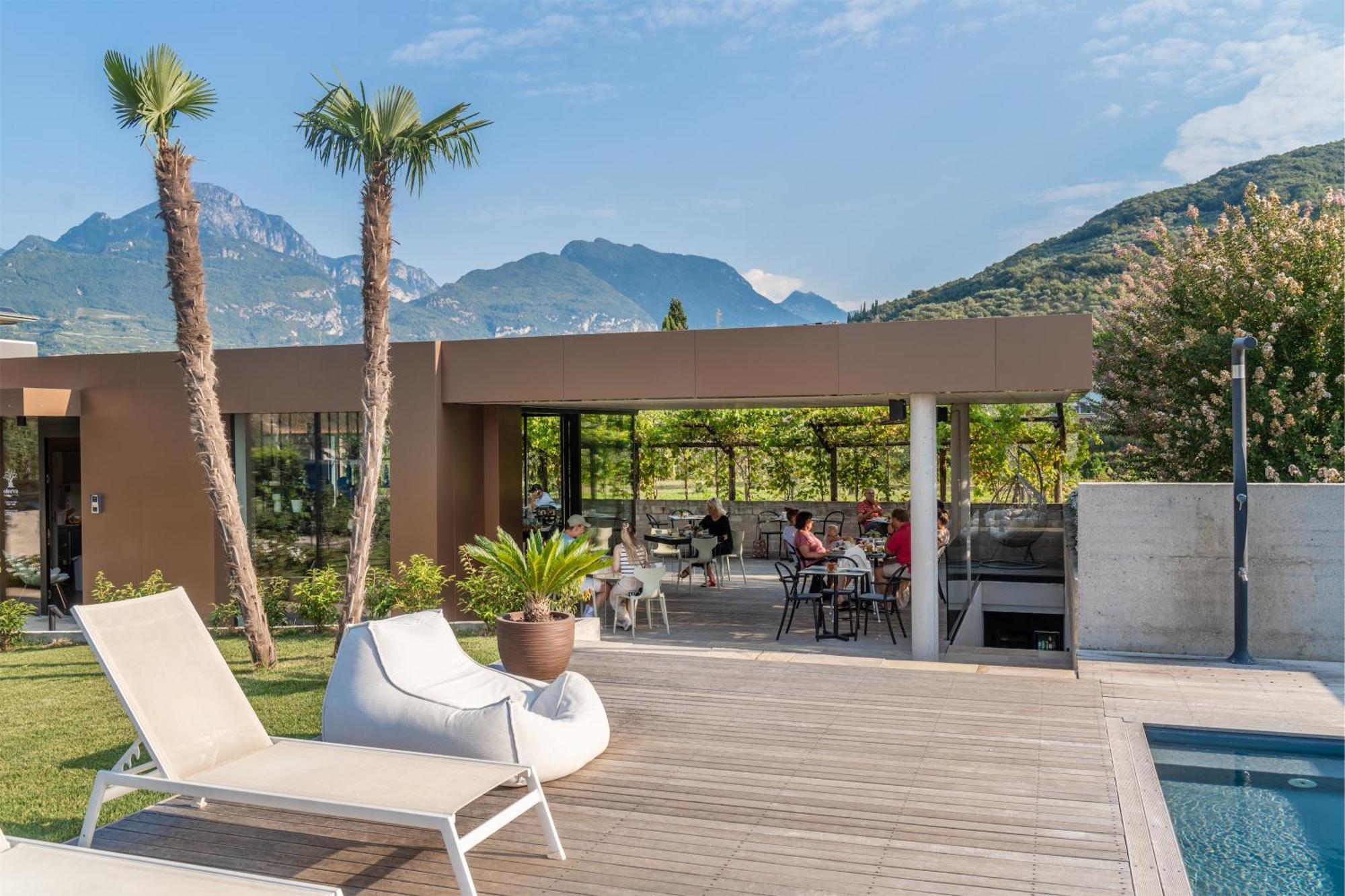 Bed and Breakfast Oleeva Garda Living - Adults Only Рива-дель-Гарда Экстерьер фото